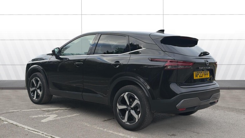 Nissan Qashqai 1.3 DiG-T MH 158 N-Connecta 5dr Xtronic Petrol Hatchback